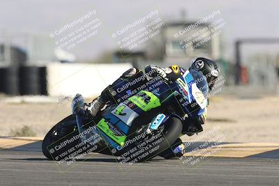 media/Oct-30-2025-Racers Edge (Thu) [[dabbdaf680]]/2-A Group/Session 2 (Turn 16)/